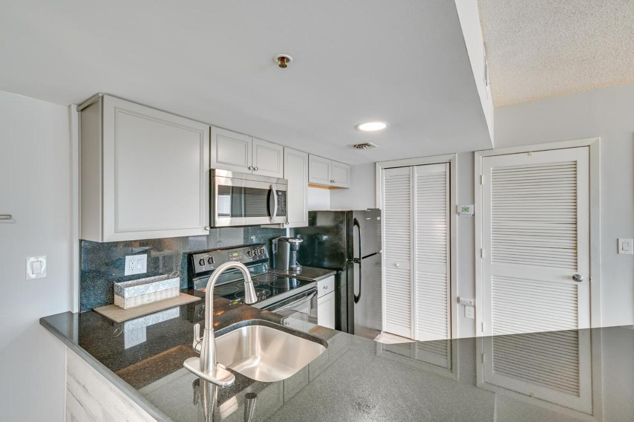 Oceanfront Myrtle Beach Condo With Balcony And Views! 외부 사진